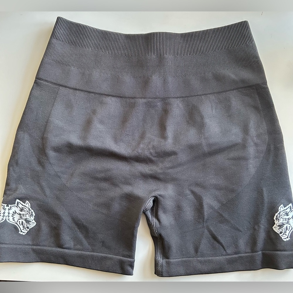 IYKYK Everson Seamless “Training” Shorts in Wolf Gray - S